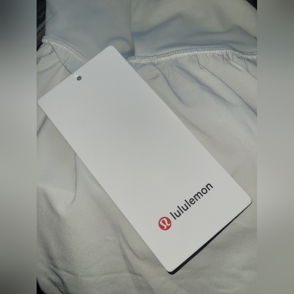 Lululemon Nulux Road To Trail HR Short 4" AIR-SENSE PERFORATION BONE/BONE Size 0 - Picture 8 of 10